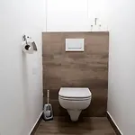 Spacious With Amazing Castle View Apartamento *
